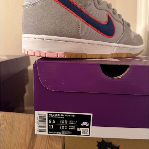 Nike SB Dunk High PRM in Gray and Blue - Picture 2 of 3